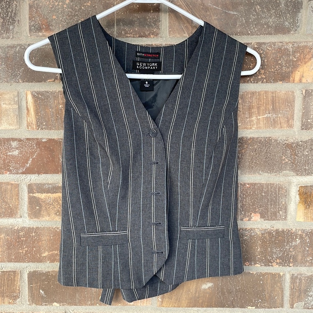 NY & Co Gray Pinstripe Button Down Vest Size 6